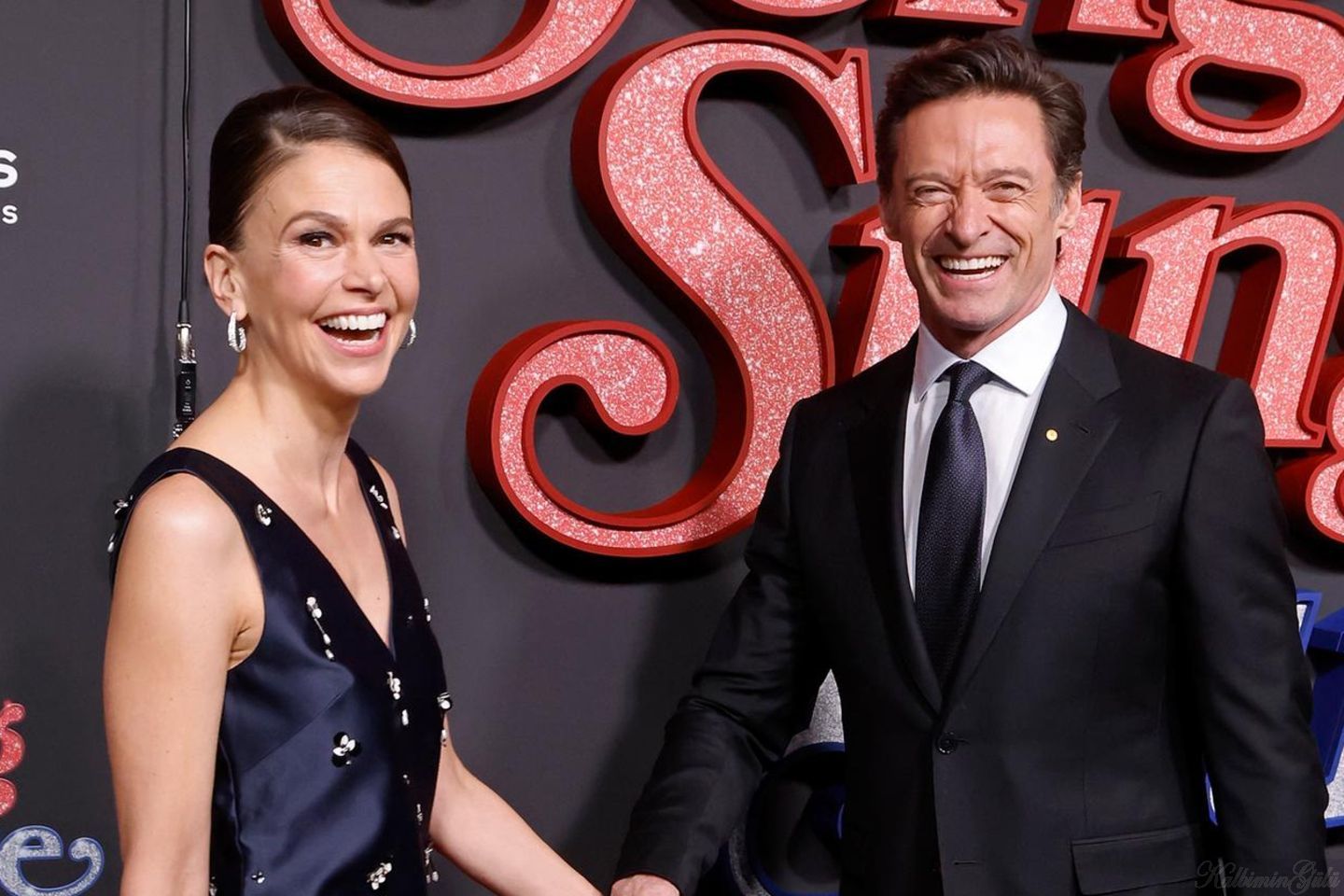 Sutton Foster ve Hugh Jackman: Kırmızı halıda samimi duruşu : Son Dakika Magazin Haberleri.