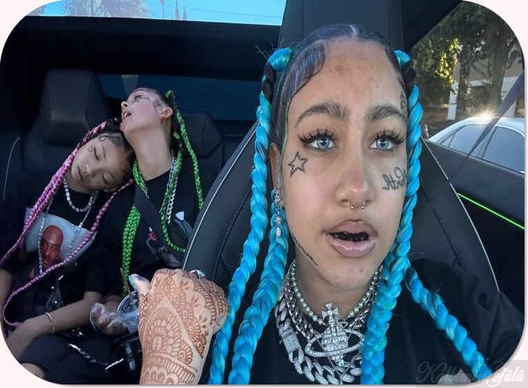 Kim Kardashian'in kızı North West piercing'gi Çok mu risklimi? : Son Dakika Magazin Haberleri.