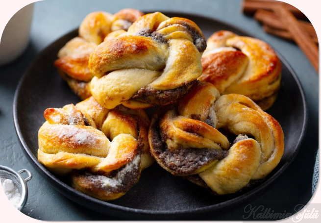 Baharatlı bir tada sahip: Kabarık tarçın-kakule düğümleri. : Kalbimin Gülü Yemek Tarifi.