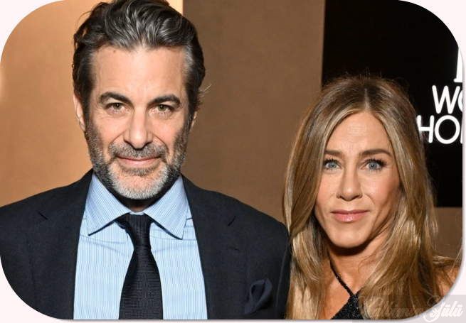 Jennifer Aniston ve Jim Curtis: Korkusuz Aşklarını paylaştılar. : Son Dakika Magazin Haberleri.
