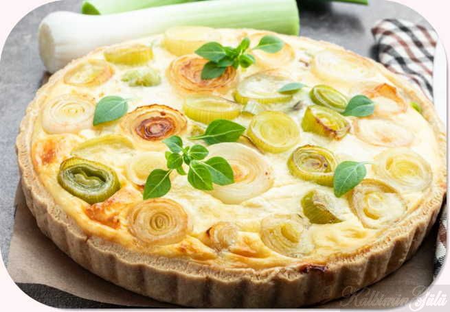 Yoğun lezzet: Baharatlı kiş, taze pırasa ve peynirle hazırlanmış.