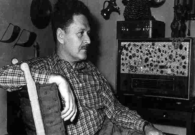 Özgürlüğün ve umudun şairi Nâzım Hikmet Ran : Edebiyat Haberleri!