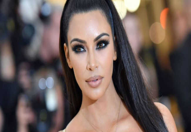 Kim Kardashian Seksi Fotoğraf Çekimi İle Mesgul oldu - Son Dakika - Magazin Haberler