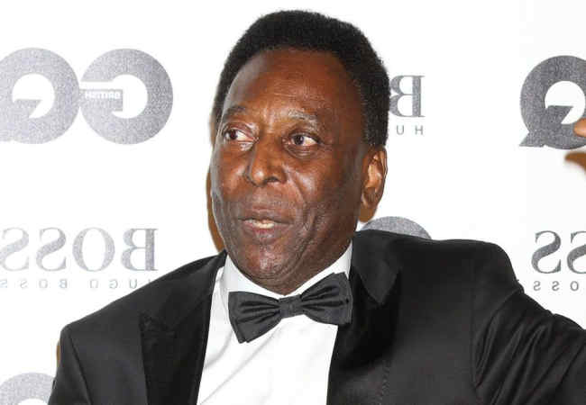 Ünlü Futbolcu Pele hastanede Dünya Pelé için endişeleniyor : Spor Haberleri!