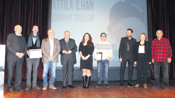 Attila İlhan Odullerle anildi - Edebiyat Haberleri!