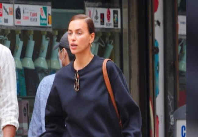 Irina Shayk: New York'ta sadece iç çamasriyla geziyordu