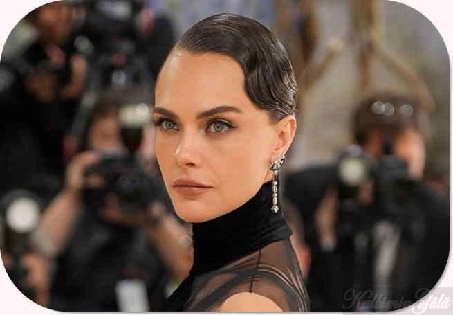 Cara Delevingne Lezbiyen Olduğunu Açıkladı: ve Erkekleri Hedef Aldı. : Son Dakika Magazin Haberleri.
