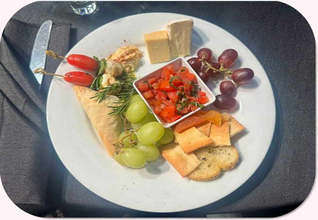 Hollywood yıldızları, 2026 Critics’ ‘Choice Ödülleri için’ boş tabakları internette alay konusu oldu.