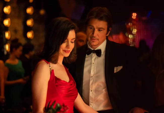 “Gerçek: Karanlık Sırlar” filminden:  Anne Hathaway ve Josh Hartnett. Alisha Wetherill.