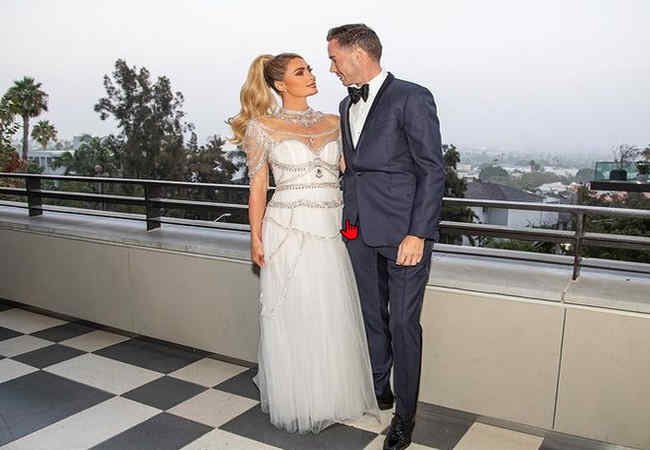 Paris Hilton: 11 Kasım'da Carter Reum'la Evleniyor. Magazin Haberler