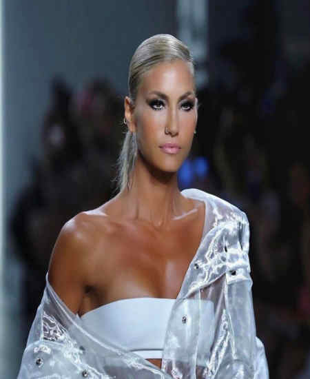 Çağla Şıkel artık güneşlenmeye veda ettiğini açıkladı. Magazin haberler