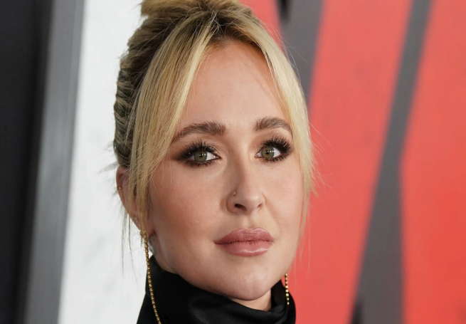 Hayden Panettiere geride küçük bir kız çocuğu bırakıyor