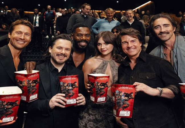 Tom Cruise yeniden parti havasında.