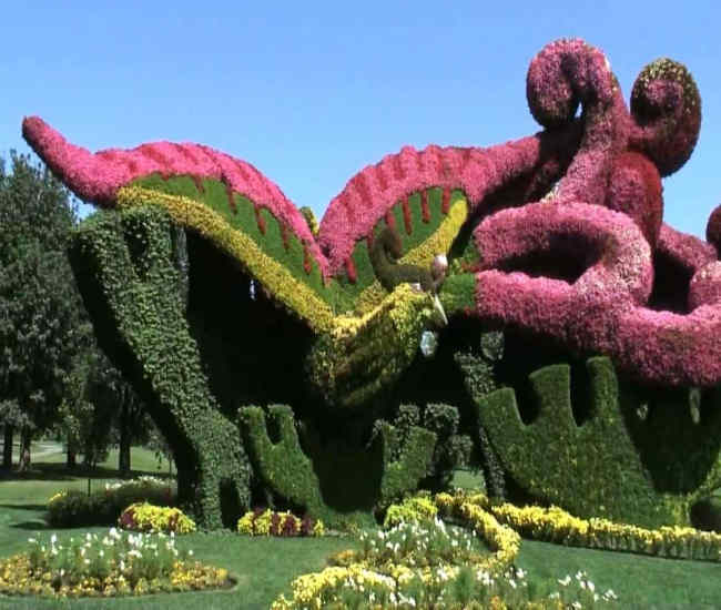 Montreal Botanik Bahçeleri'ndeki olağanüstü çiçek heykelleri