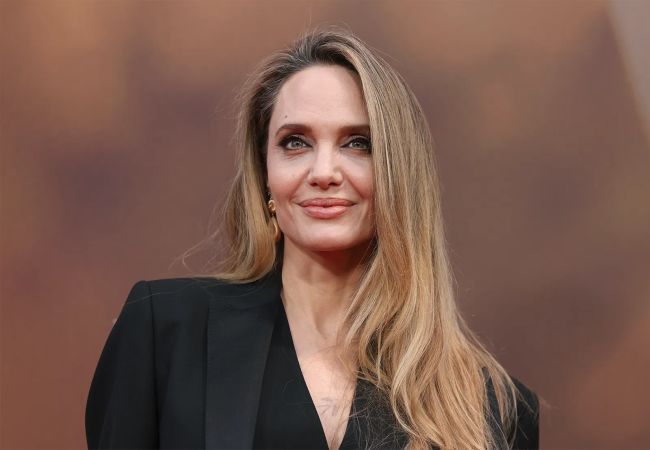 Angelina Jolie Kızı Shiloh ile gurur duyuyor