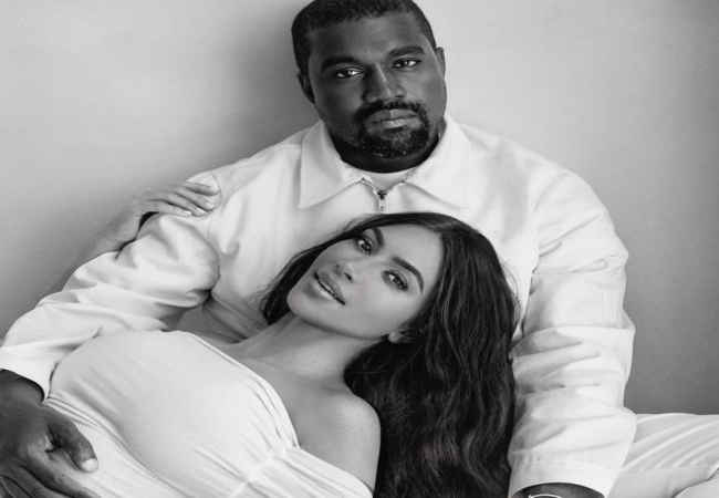 Boşanma öncesi sınırları yıktı geçti Kim Kardashian bu kez tamamen soyundu - Magazin Haberler
