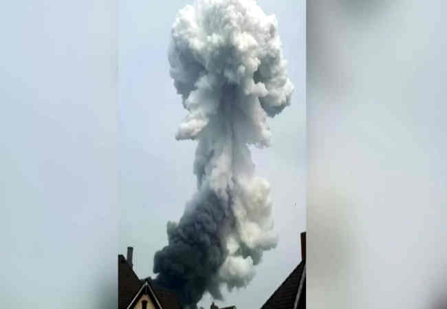 Almanya,nin Kimya Parkı'ndaki patlama herkesi paniye soktu. Dünya haberleri