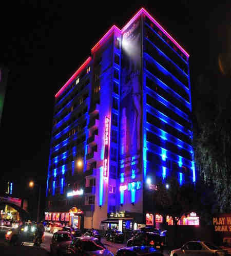 Almanya'nın ve avrupanin en büyük genelevi Pascha iflas bayragini cekti