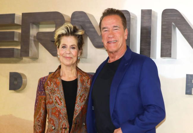 Linda Hamilton ve Arnold Schwarzenegger, Ekim 2019'da Londra'daki “Terminator: Dark Fate” gösteriminde.
